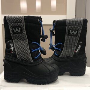 White Mountain 3M Thinsulate Winter Boots – Size 5 Infant